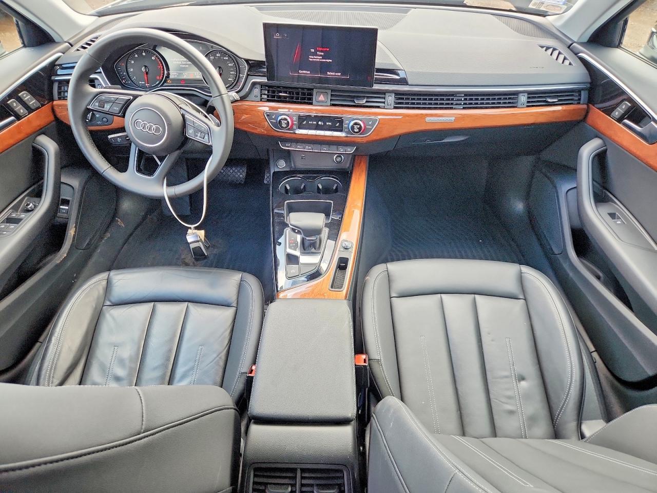 2023 AUDI A4 ALLROAD quattro Premium
