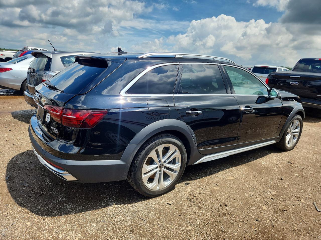 2023 AUDI A4 ALLROAD quattro Premium