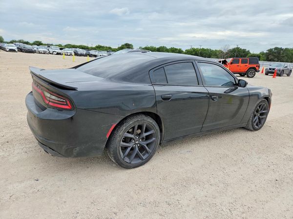 2019 DODGE CHARGER SXT