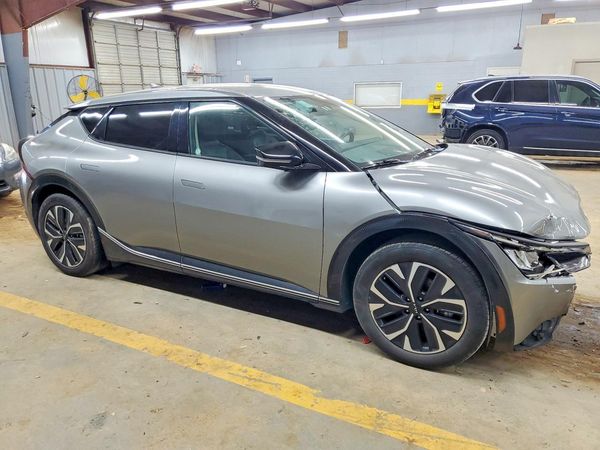 2023 KIA EV6 Light, Wind