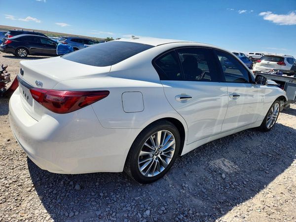 2018 INFINITI Q50