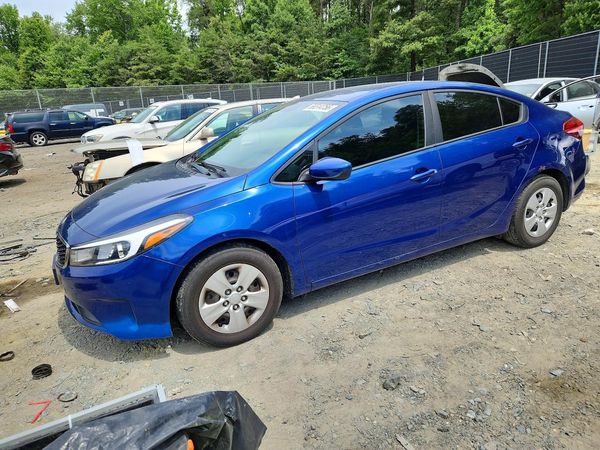 2017 KIA FORTE