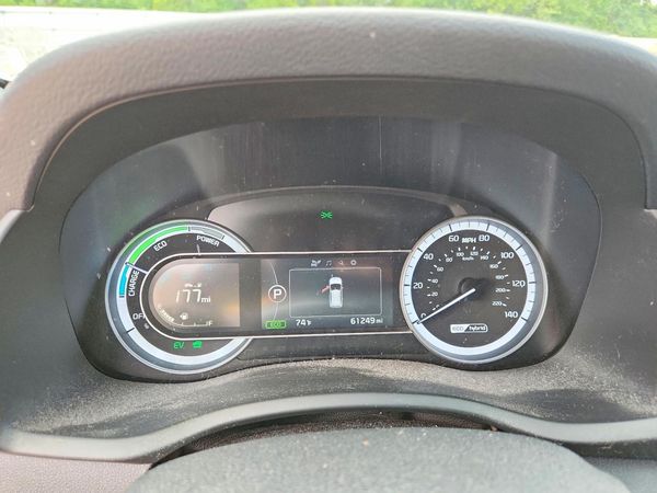 2017 KIA NIRO