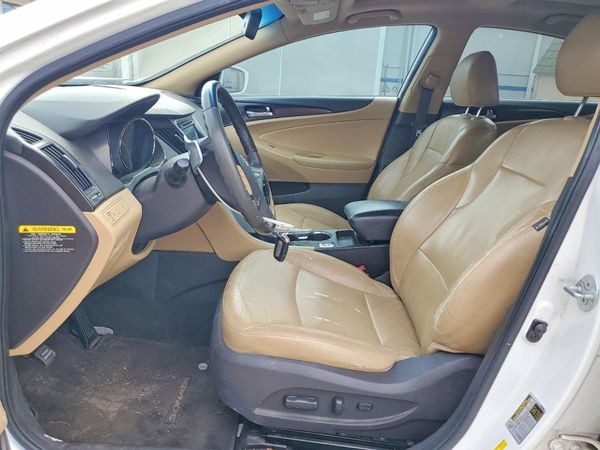 2013 HYUNDAI SONATA