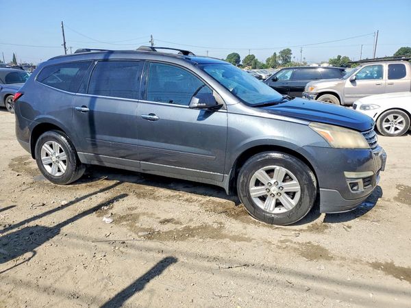 2013 CHEVROLET TRAVERSE 2LT