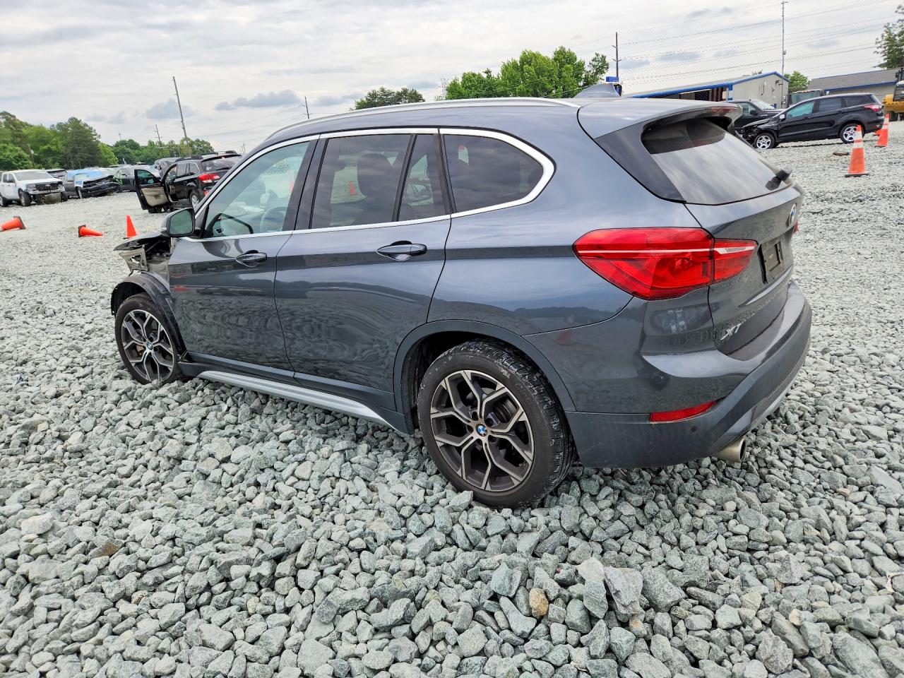 2022 BMW X1