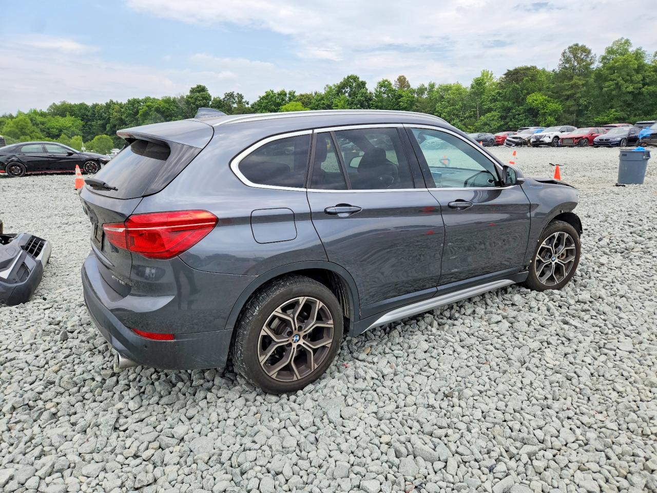 2022 BMW X1