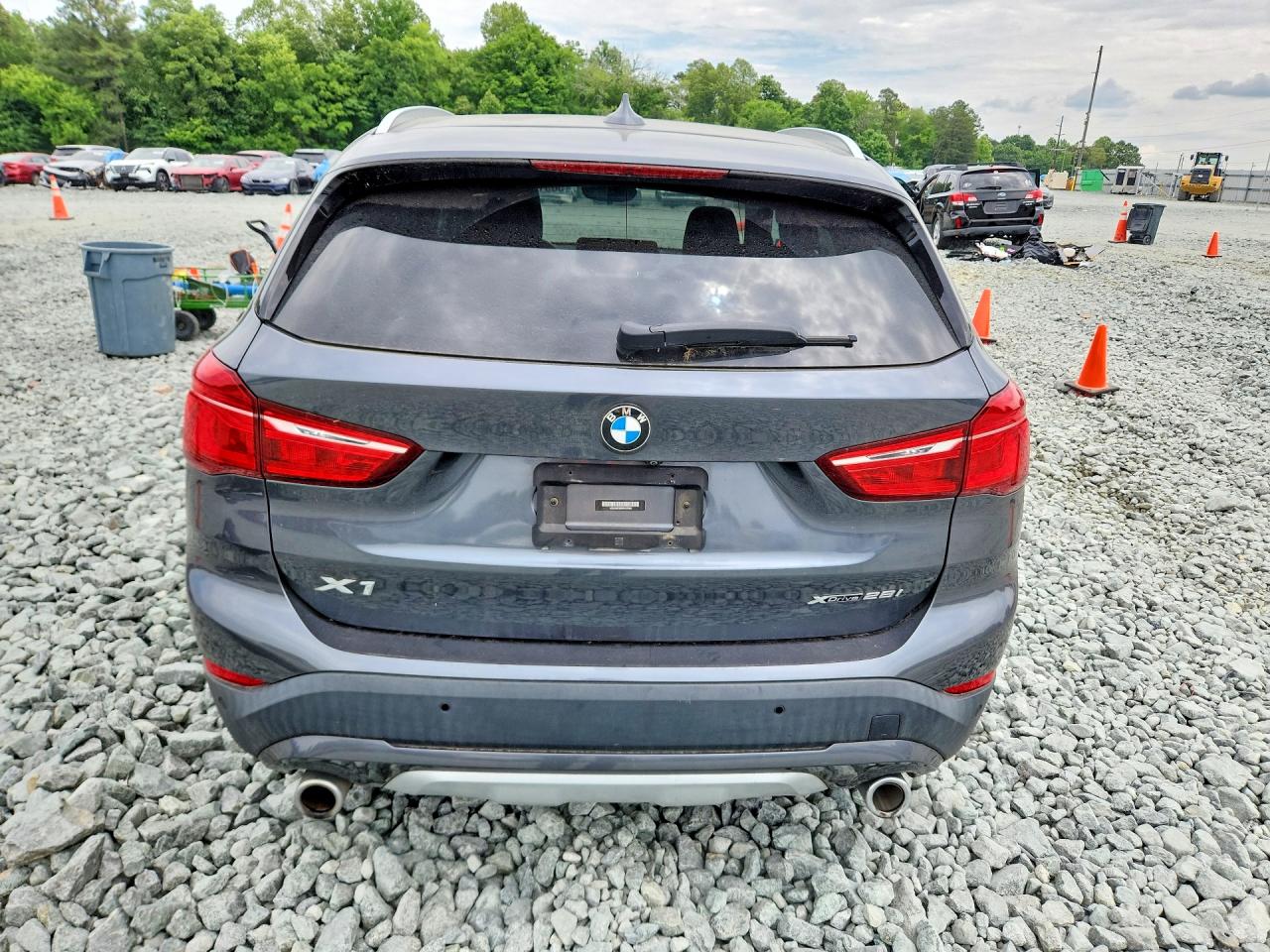 2022 BMW X1