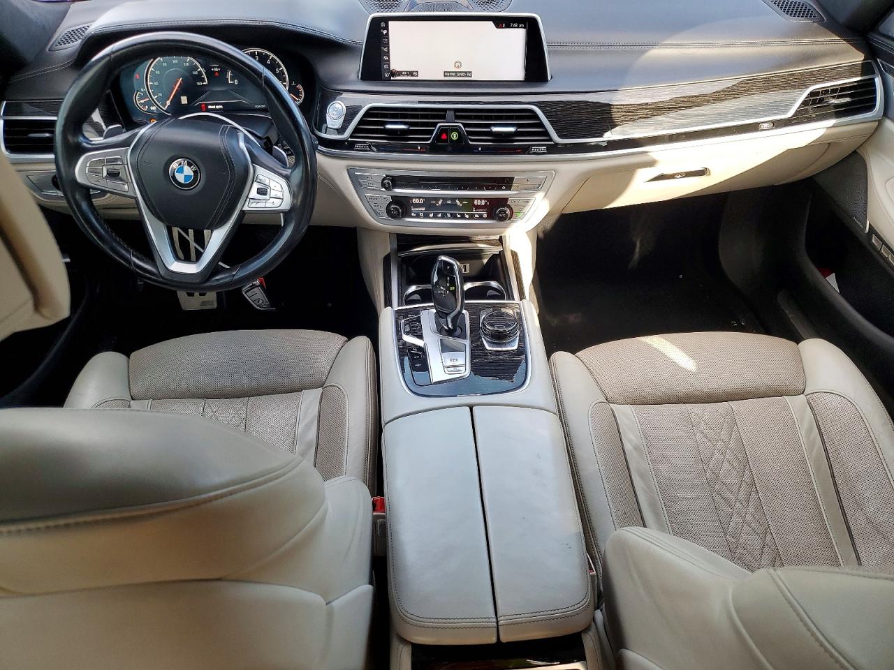 2016 BMW 750 xDrive