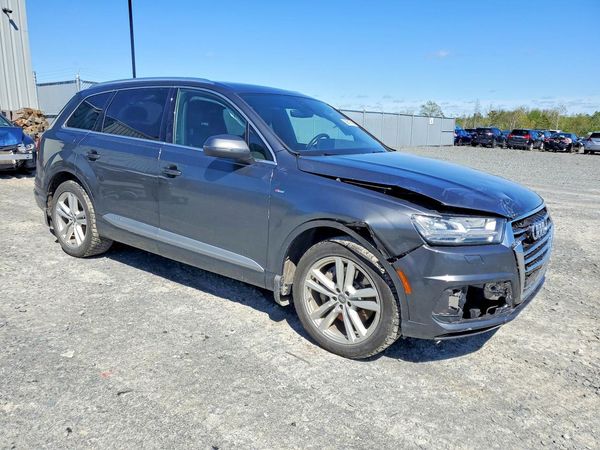 2017 AUDI Q7 S Line quattro Technik