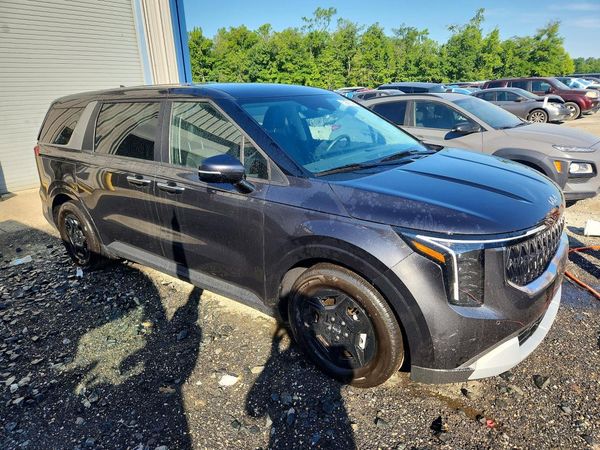 2026 KIA CARNIVAL LX, LXS — Passenger 3/4