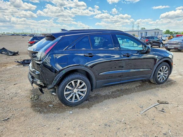 2019 CADILLAC XT4 Sport