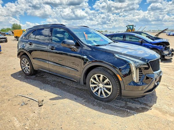 2019 CADILLAC XT4 Sport
