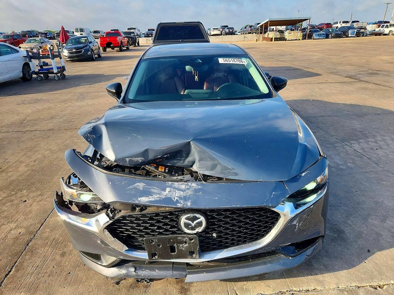 2022 MAZDA 3 Preferred Package