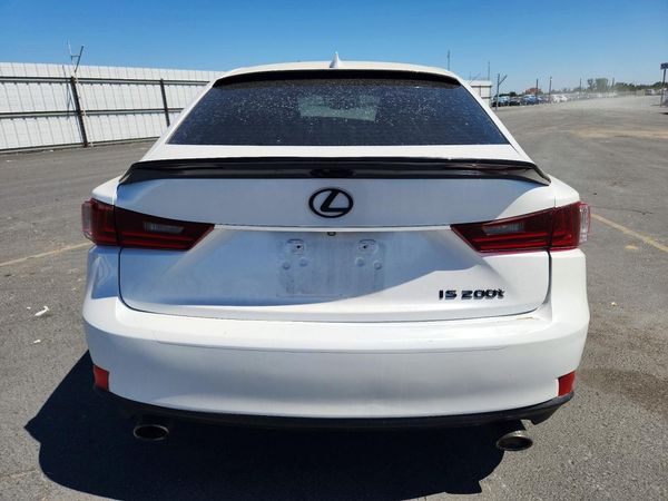 2016 LEXUS IS 200t