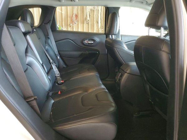 2023 JEEP CHEROKEE ALTITUDE LUX 4X4