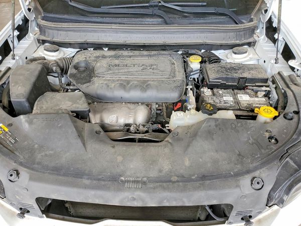 2023 JEEP CHEROKEE ALTITUDE LUX 4X4