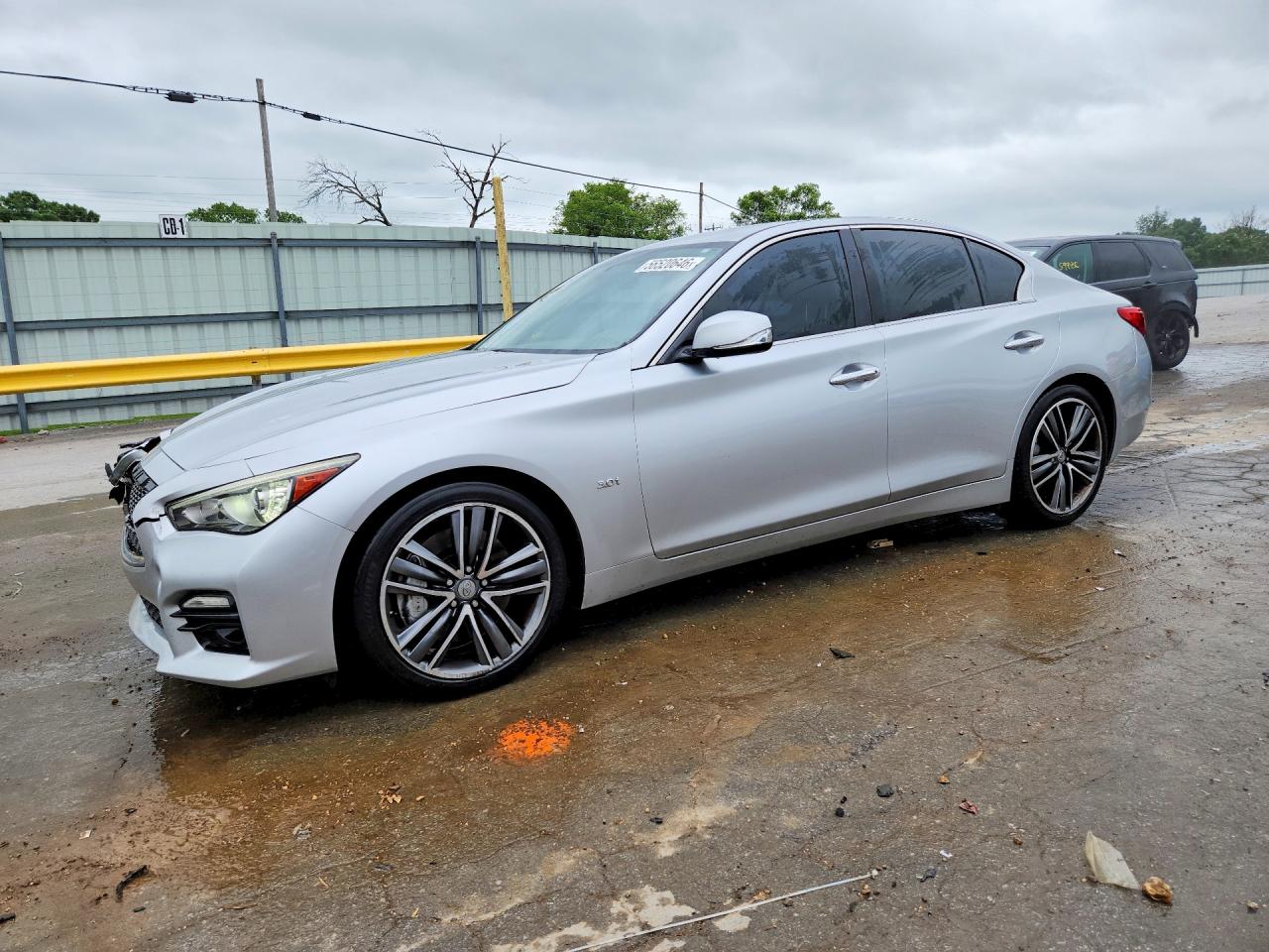2017 INFINITI Q50