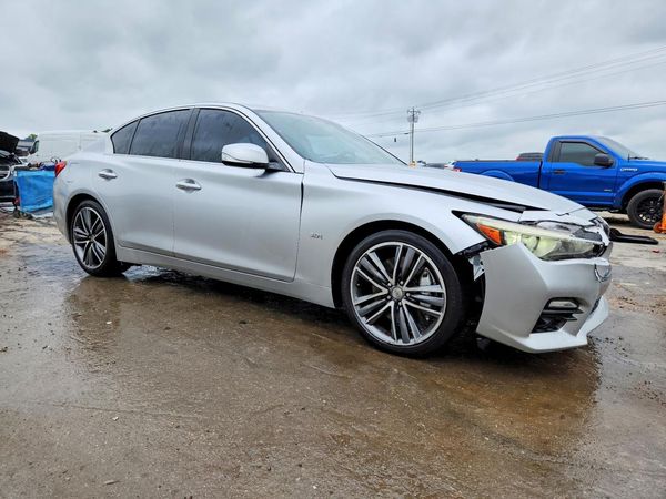 2017 INFINITI Q50