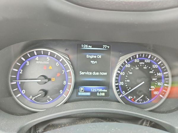 2017 INFINITI Q50