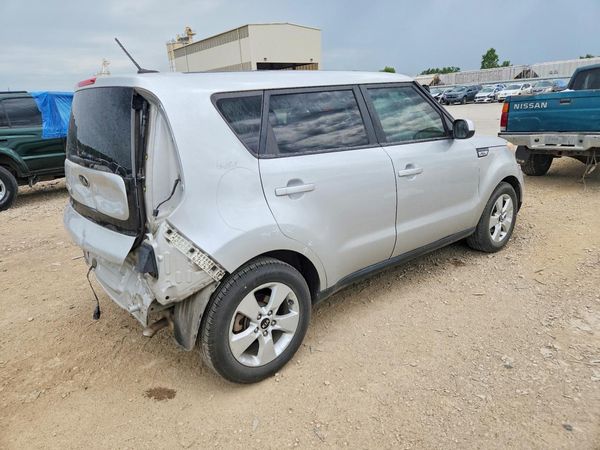 2017 KIA SOUL Base