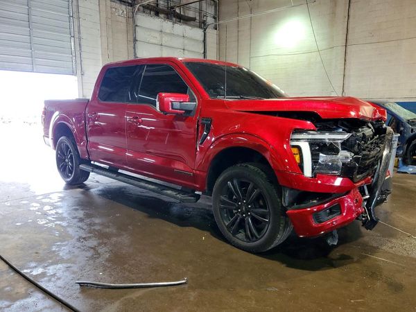 2025 FORD F150 Lariat — Passenger 3/4