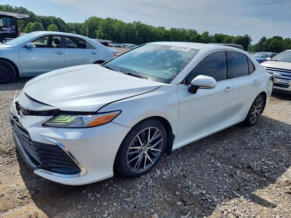 2021 TOYOTA CAMRY