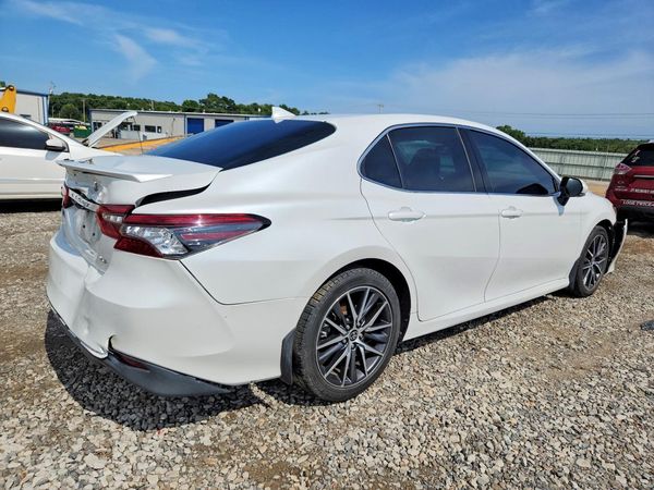 2021 TOYOTA CAMRY
