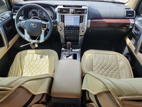 2021 TOYOTA 4RUNNER Limited