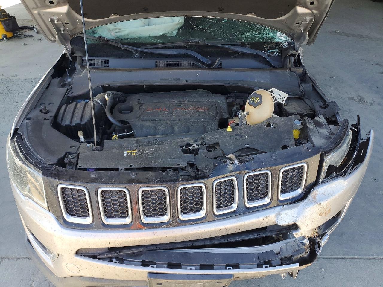 2018 JEEP COMPASS LIMITED 4X2