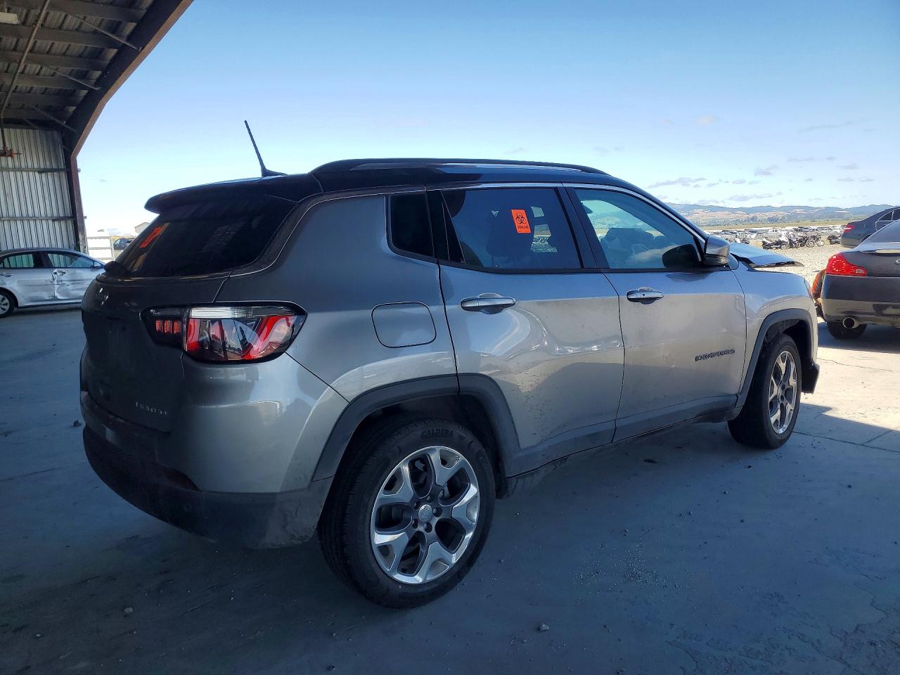 2018 JEEP COMPASS LIMITED 4X2