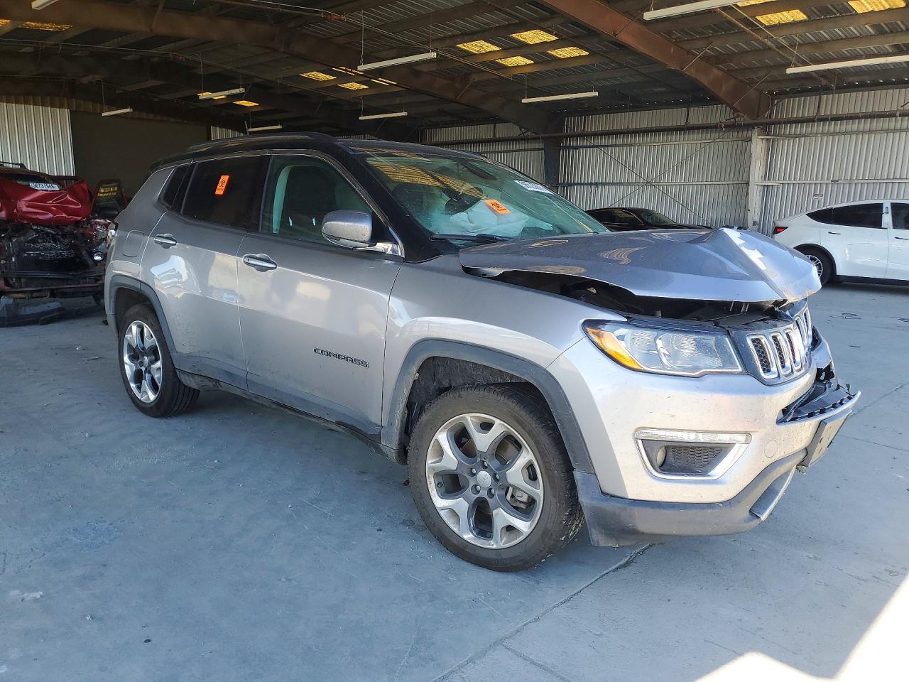 2018 JEEP COMPASS LIMITED 4X2