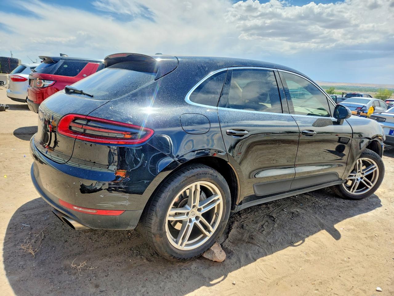 2016 PORSCHE MACAN