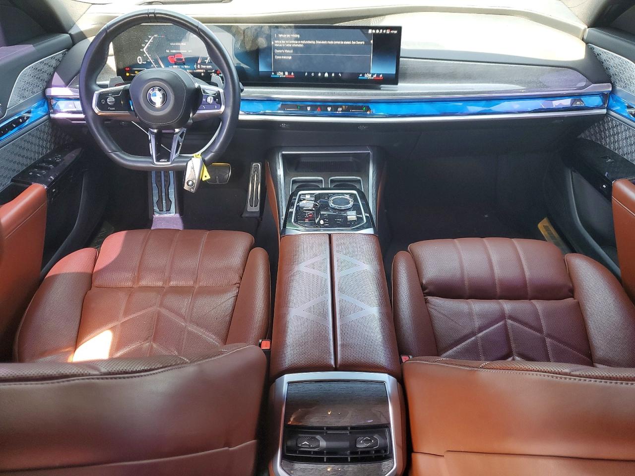 2023 BMW 760