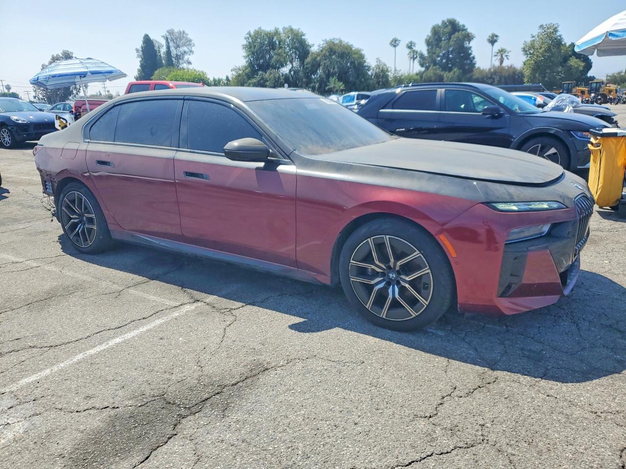 2023 BMW 760