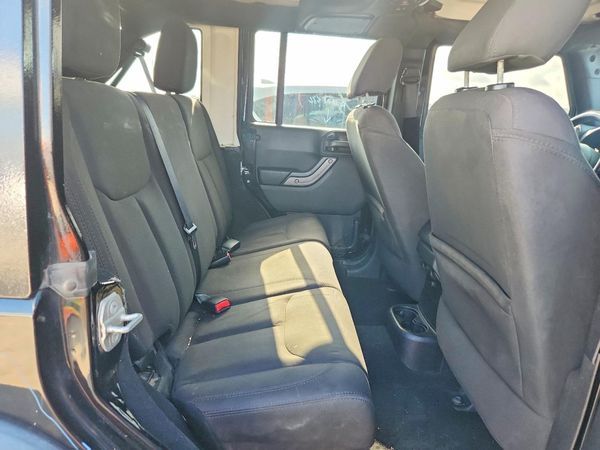 2015 JEEP WRANGLER UNLIMITED SPORT 4X4
