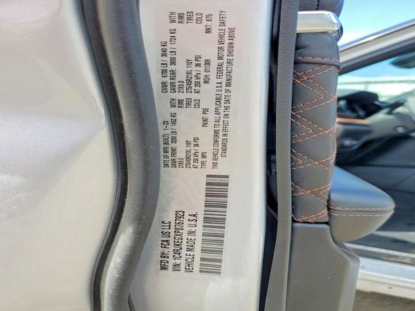 2023 JEEP GRAND CHEROKEE L SUMMIT 4X4