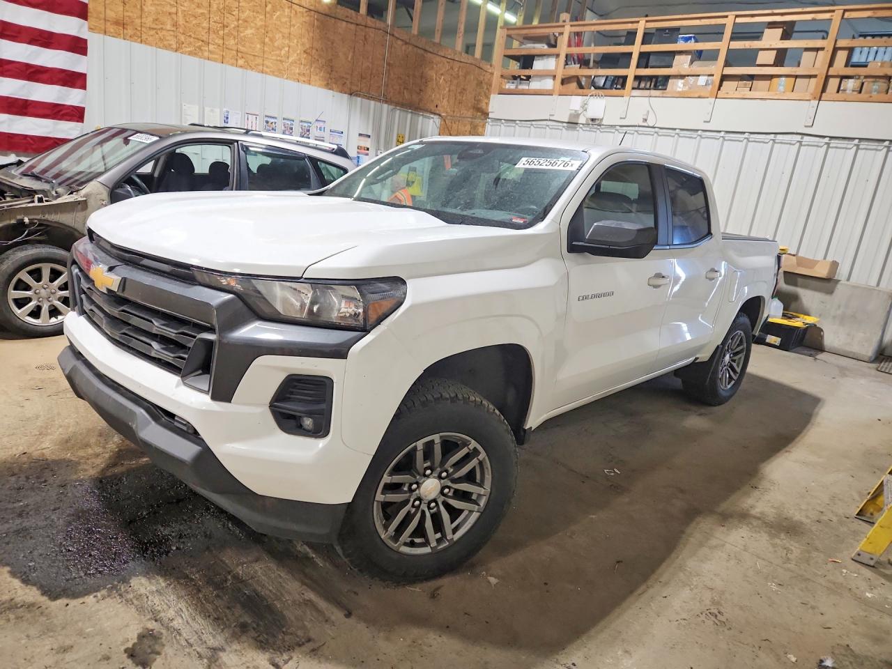 2024 CHEVROLET COLORADO LT