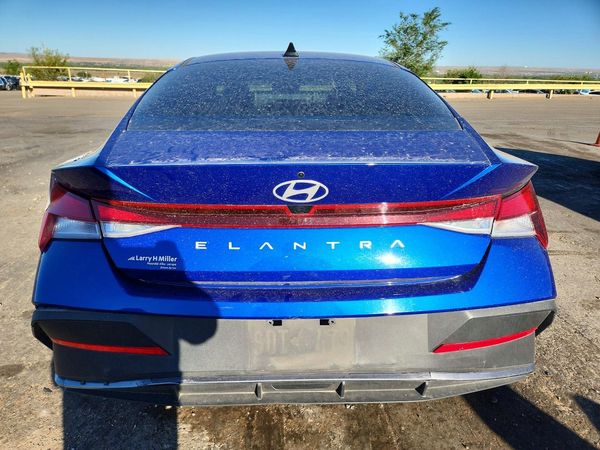 2024 HYUNDAI ELANTRA SEL