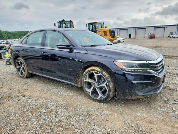 2020 VOLKSWAGEN PASSAT R-Line