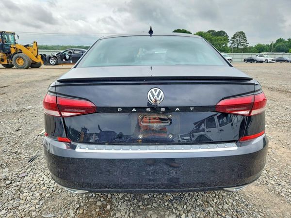 2020 VOLKSWAGEN PASSAT R-Line