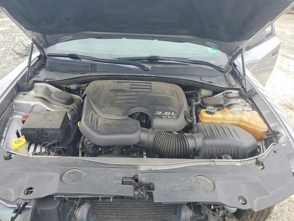 2014 DODGE CHARGER SE RWD