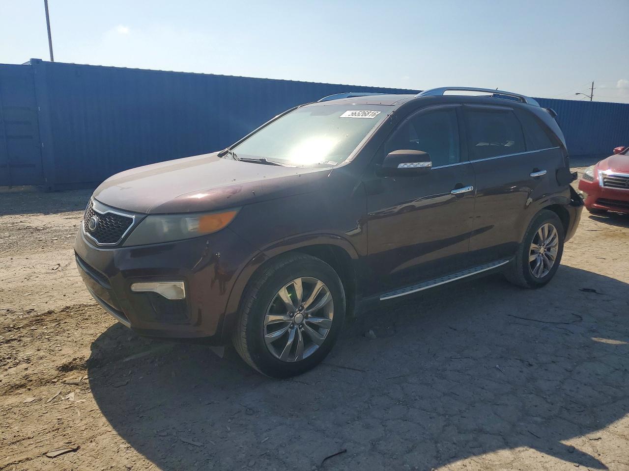 2013 KIA SORENTO