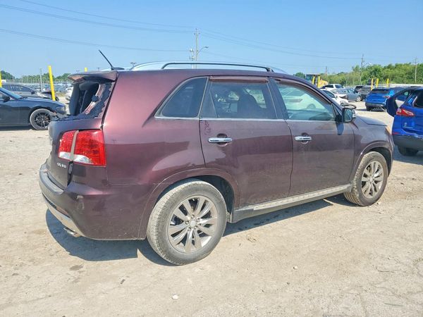 2013 KIA SORENTO