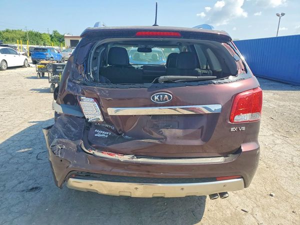 2013 KIA SORENTO