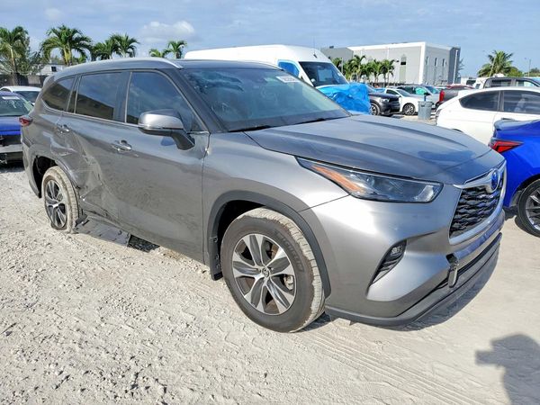 2025 TOYOTA HIGHLANDER LE, XLE, Limited