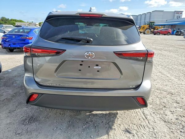 2025 TOYOTA HIGHLANDER LE, XLE, Limited