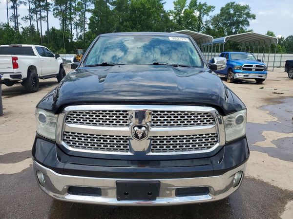 2015 RAM 1500 Laramie