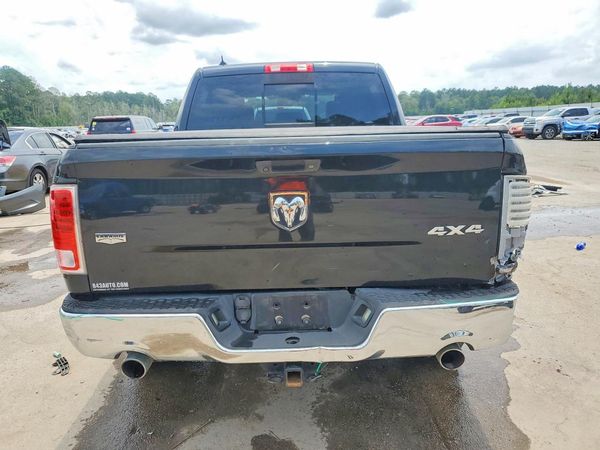 2015 RAM 1500 Laramie