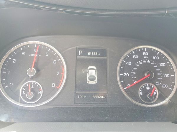 2022 KIA K5 LXS